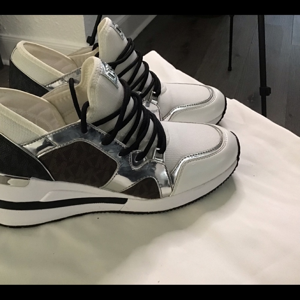 Michael Kors Wedge Sneakers Sz 8 M - Picture 4 of 8